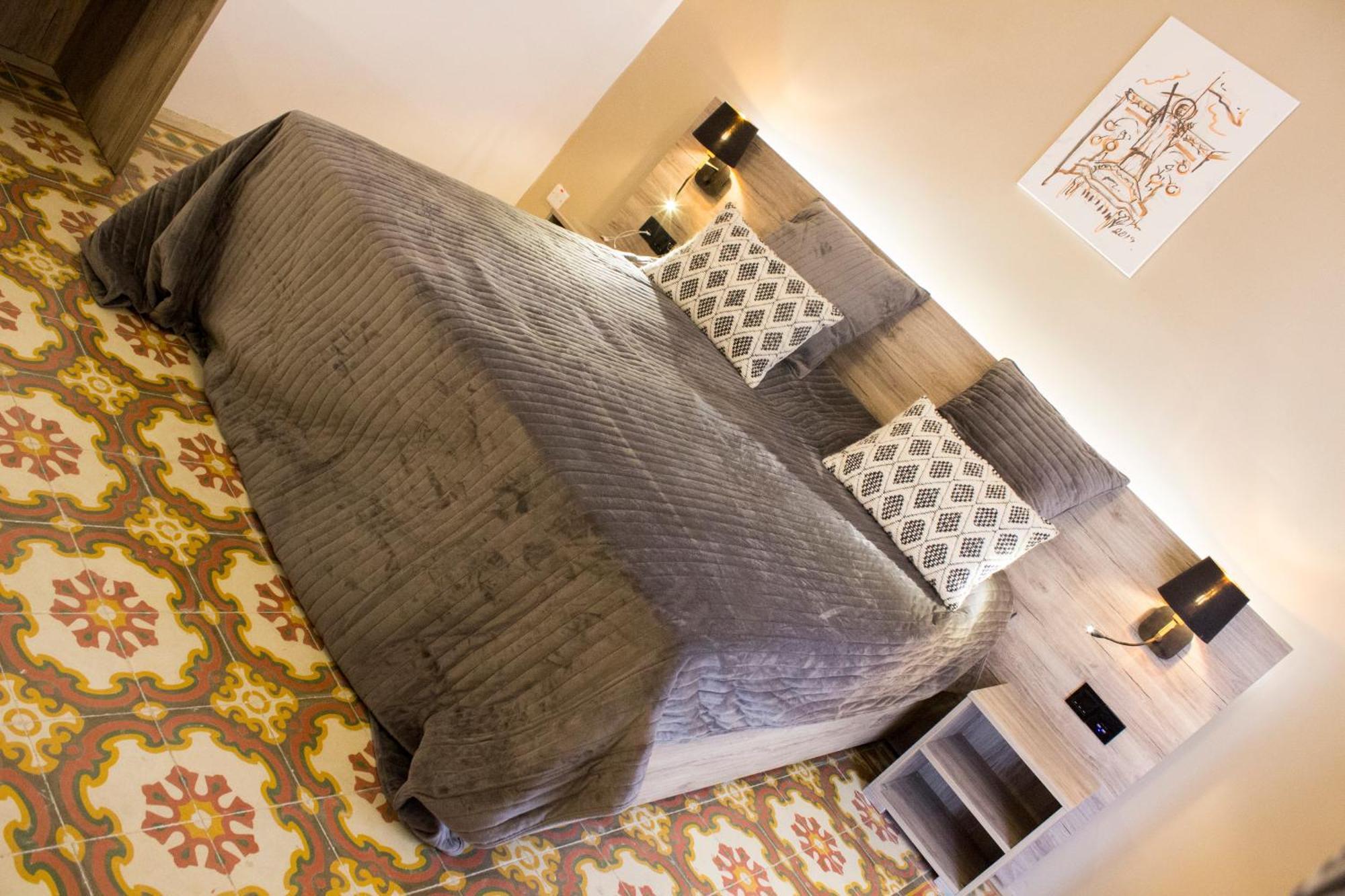 Budget Room 1 Floor Private Bathroom Ground Floor เบียกุ ภายนอก รูปภาพ